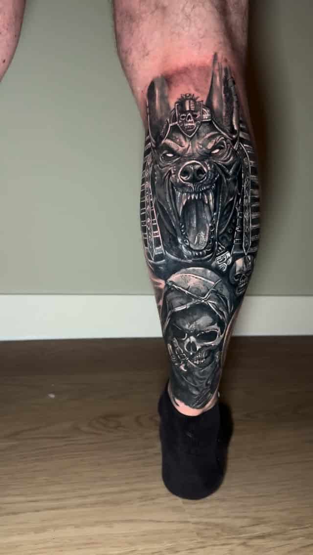 Anubis en skull cover up
